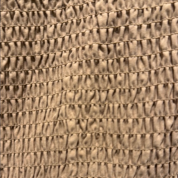 Kirious Los Angeles Tan Smocked Puff Sleeve Crop Top - Picture 8 of 9